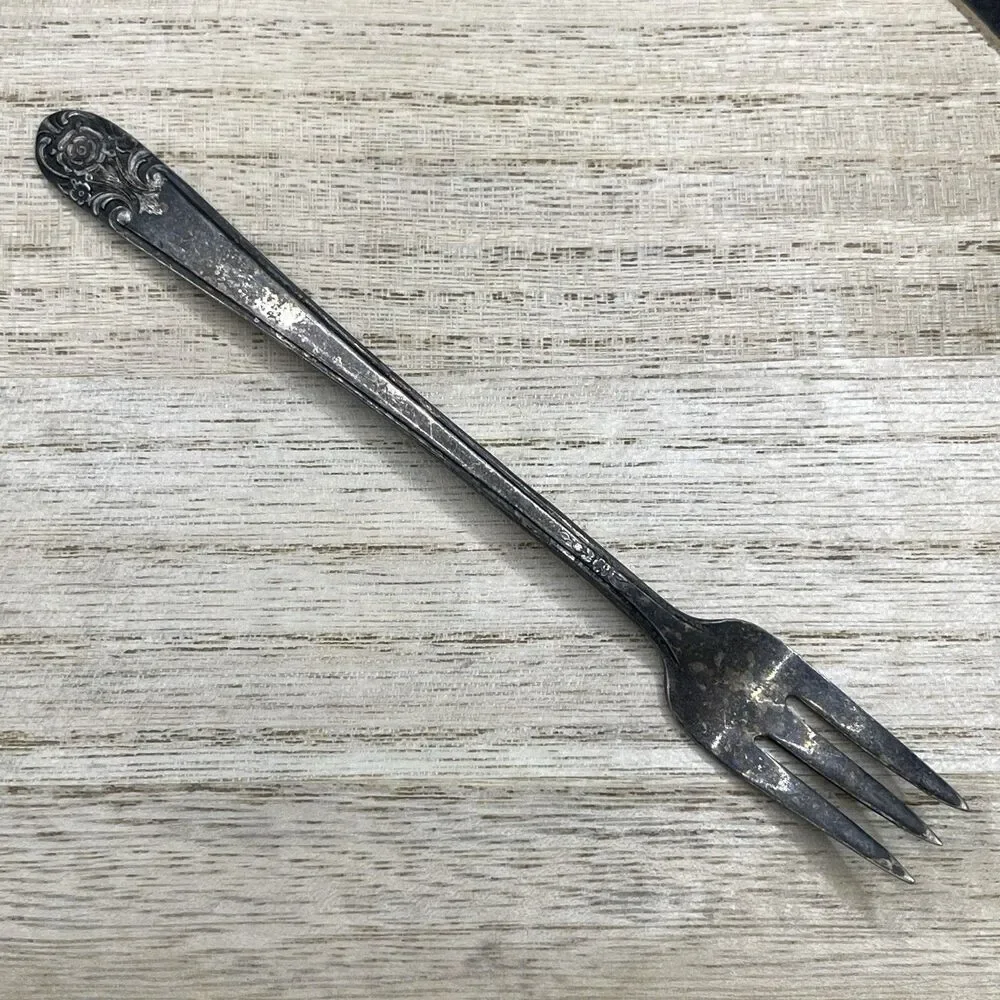 VTG 1954 International Silver Co Melody Silver Plate Dinner Fork Patina Tarnish